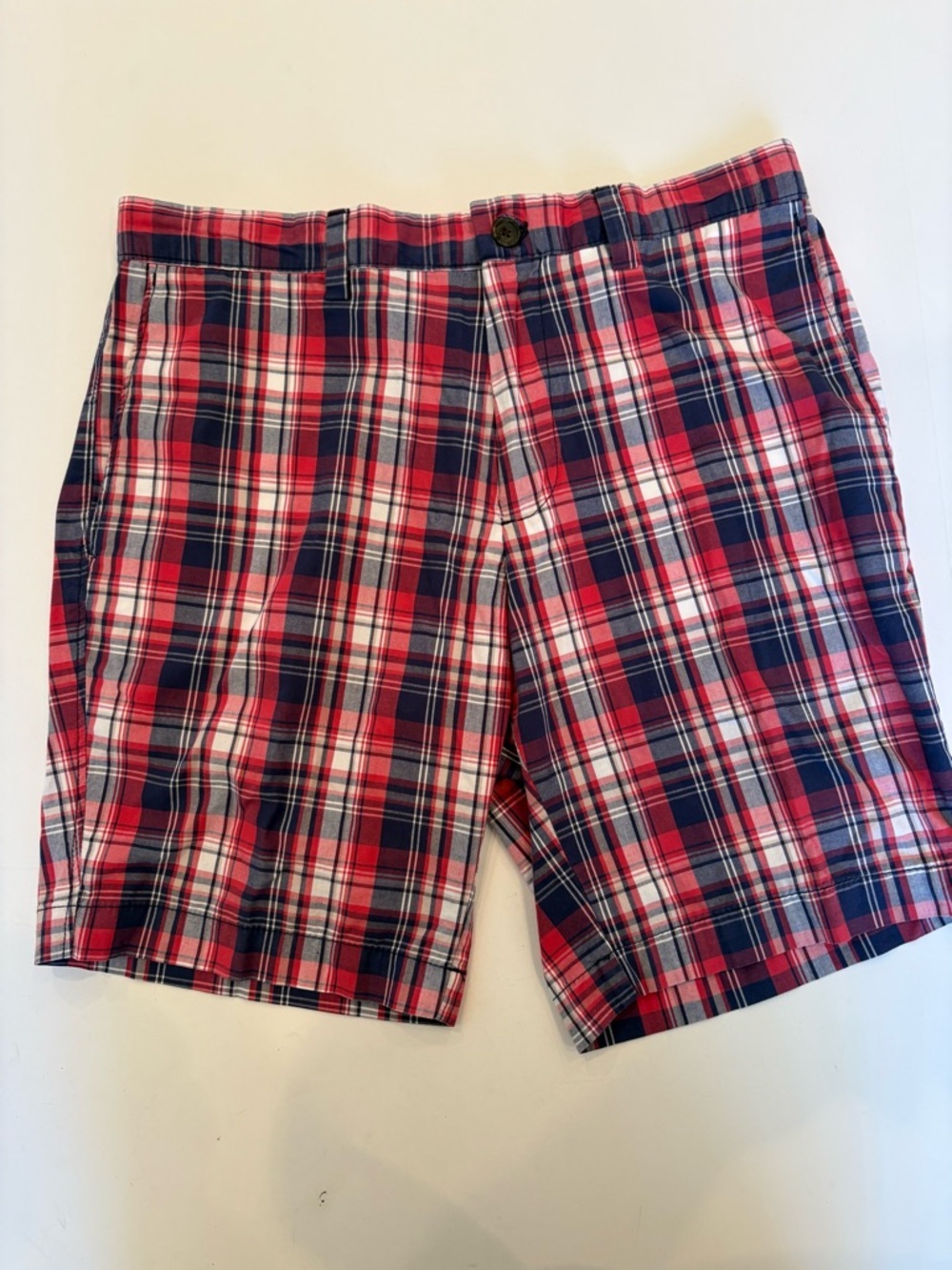 Banana Republic Red Navy Plaid Flat Front Shorts